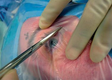 O olho/cirúrgico estéril descartável oftálmico drapeja com o filme da incisão com o malote líquido da coleção