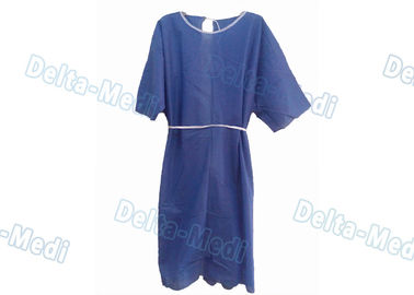 Os vestidos pacientes descartáveis da luva curto confortável, isolamento azul vestem a certificação do CE